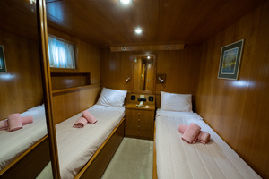 Twin Cabin D